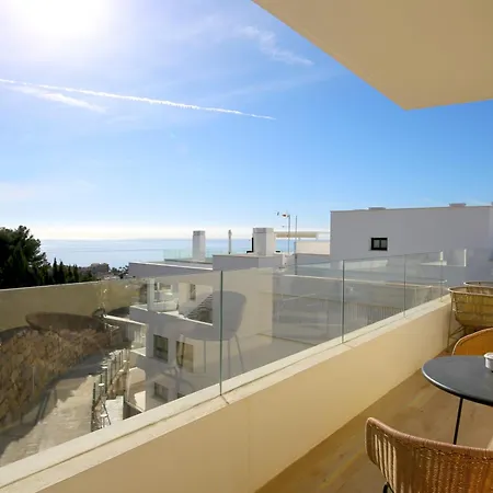 West Luxury Duplex Penthouse Aria شقة